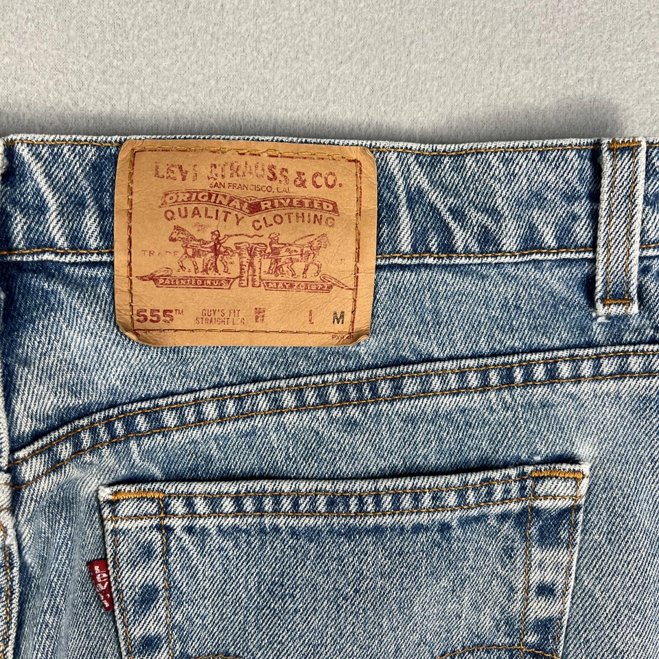 VTG Levis 555 Jeans Womans 13 Medium Guys Fit Straight Leg 1990s Distressed USA - Image 3 of 4