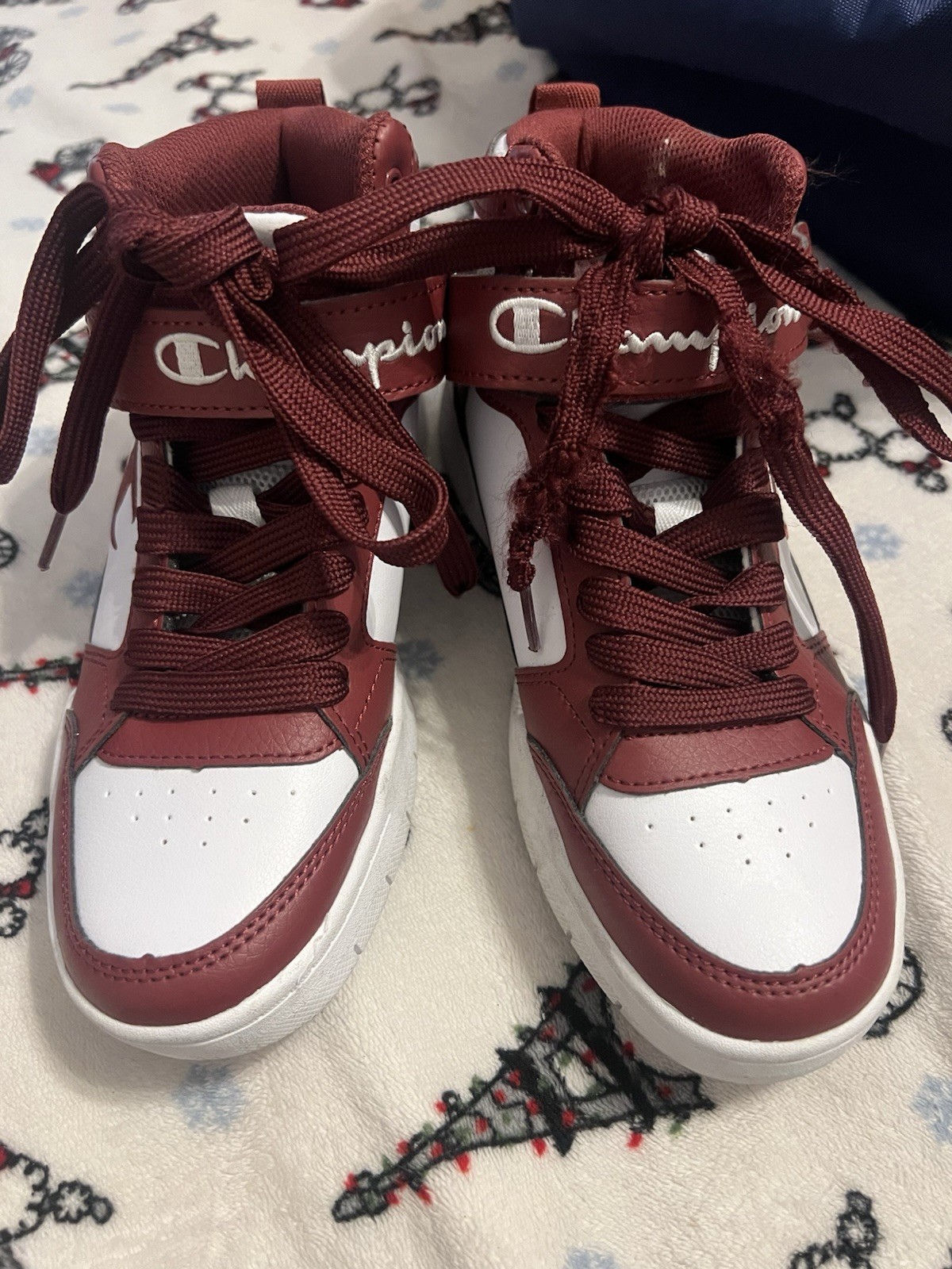 Size 4y Black Maroon Casual Shoes