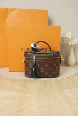 Louis Vuitton Vanity Case Bag Monogram Canvas Leather Strap Padlock Keys Box