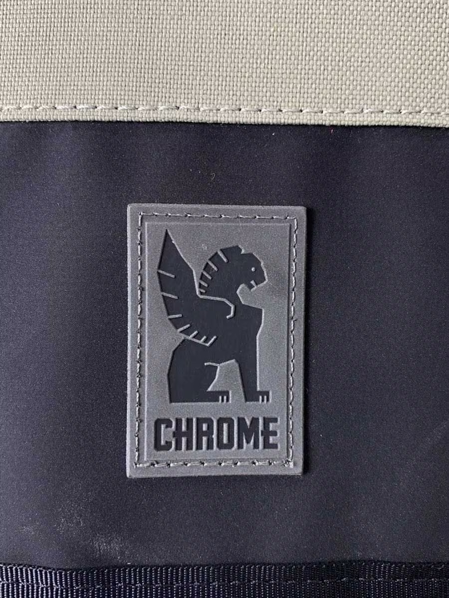 Chrome Shoulder Bag, Polyester Gray, Solid Color,… - image 5