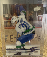 2025-26 Upper Deck Series 1 Clear Cut Nils Hoglander #178 Vancouver Canucks