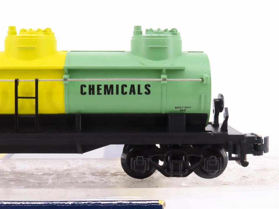 S Scale American Flyer 6-48437 GATX Gilbert Chemicals 3-Dome Tank Car 48437 - Image 3 of 4