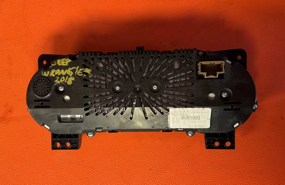 2018 JEEP WRANGLER SPEEDOMETER CLUSTER MPH 6th DIGIT VIN X JL BODY (P)68233868 Foto 4 de 4