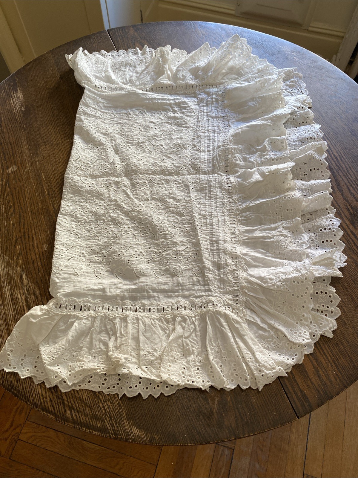 VTG Eyelet Tablecloth Small Rectangular Carriage Cover 24”x32” Cotton Handmade 
