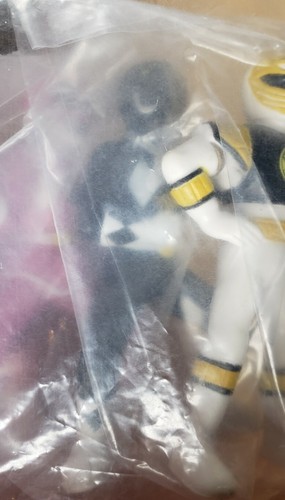 Vtg 1994 Saban Toy Mighty Morphin Power Rangers 5 Mini PVC Action Figures Sealed - Picture 3 of 14