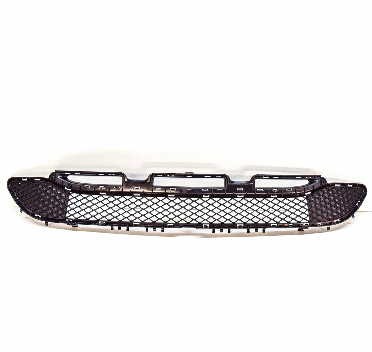 NEW MERCEDES BENZ GLA X156 FRONT BUMPER LOWER GRILLE A1568804100 