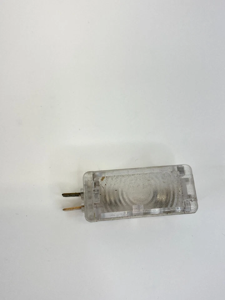 1998-2003 Mercedes-Benz ML320 Rear Right Side Inner Door Courtesy Lamp Light OEM - Image 3 of 4