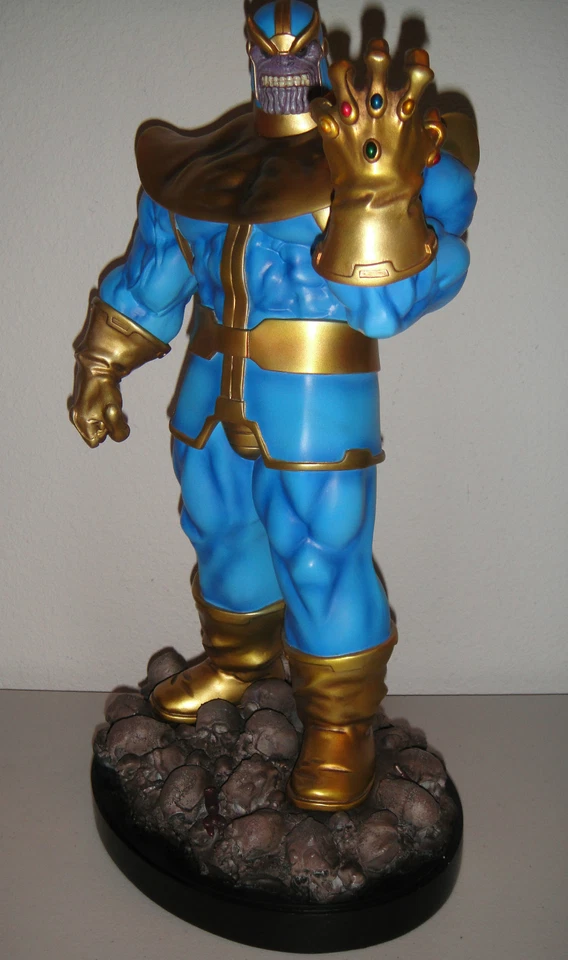 BOWEN Desings THANOS MUSEUM ESTATUA VENGADORES Marvel Sideshow Busto Iron Man Película Foto 3 de 4