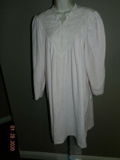Vintage Vanity Fair VELOUR ROBE Housecoat Snap Front Pink Large L