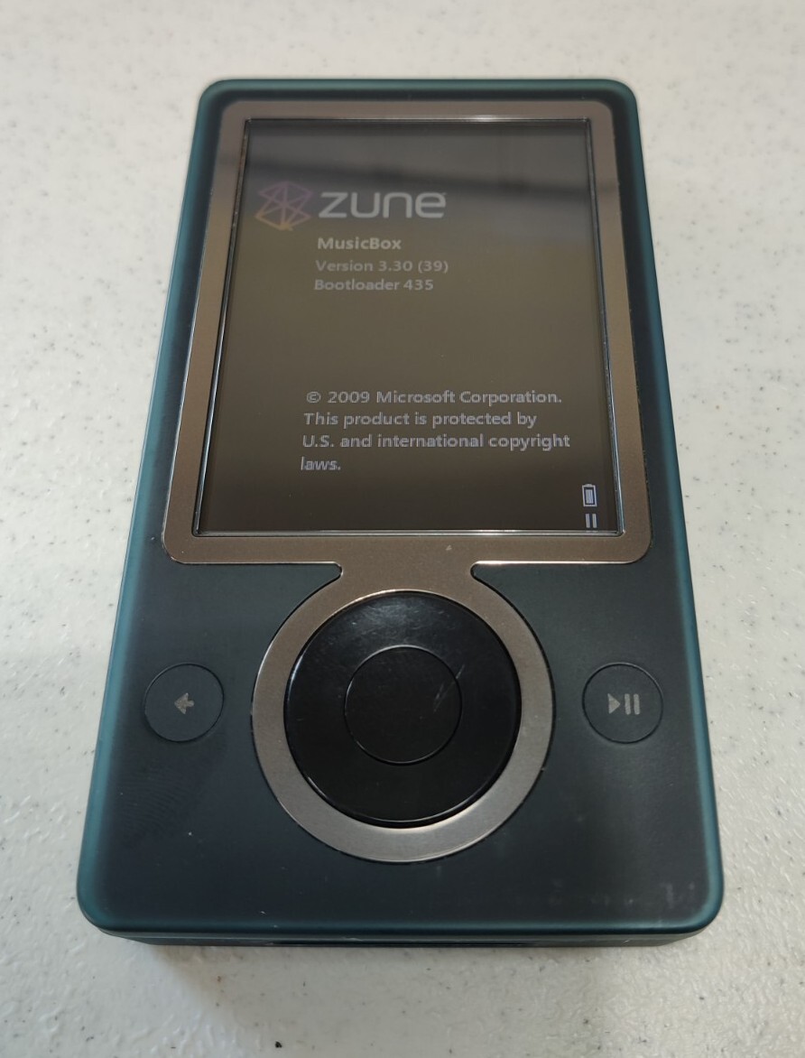 NICE! TESTED Microsoft Zune Portable Digital Media Player Model 1089