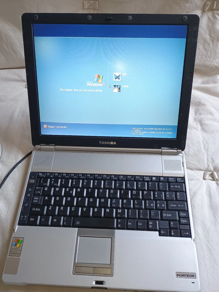 Windows XP Pro Vintage Mini Laptop Toshiba Portege M300 Intel Centrino 120GB Win - Immagine 3 di 3