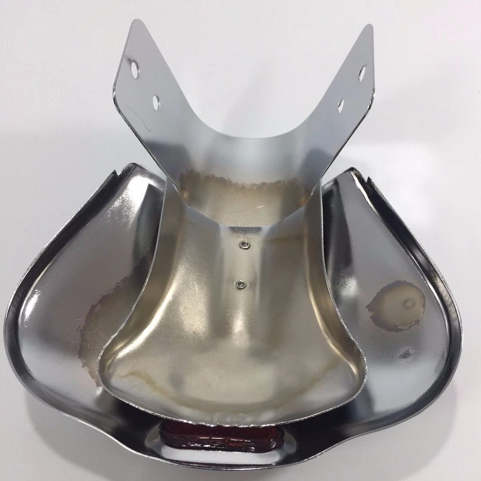 Par (2) Pontas de escape universais de aço com joias vermelhas cromadas 2"  - Imagem 4 de 4