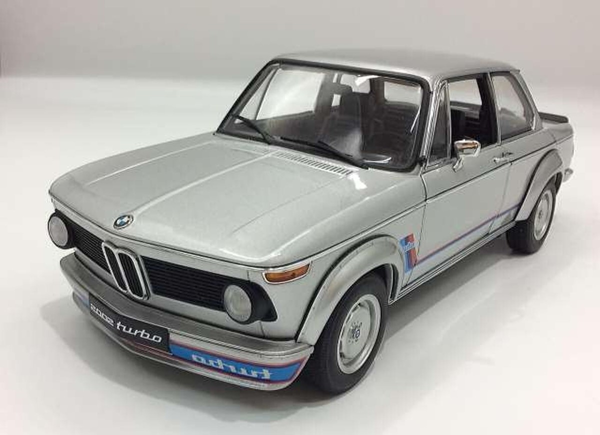 1/18 AUTOart BMW 2002 Turbo Silver w/ Box From Japan Model 1/18 AUTOart BMW 2002 Turbo Silver w/ Box From Japan Model