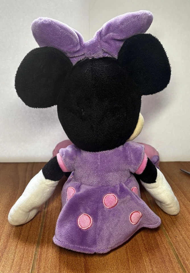 Disney Just Play 20” Minnie Mouse Peluche Animal Púrpura Vestido Rosa Lunares Foto 2 de 4