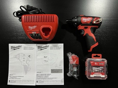Milwaukee M12 12V Lithium-Ion Cordless 1/4 in. Hex Screwdriver Kit 2401-20