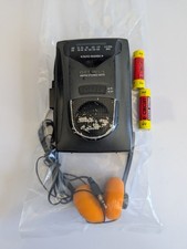 Vintage Optimus AM FM Cassette Walkman Stereo SCP-83 w NEW Batteries Headphones