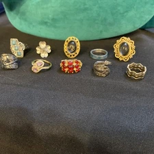 Vintage Estate LOT (10) Rings Mixed Sizes