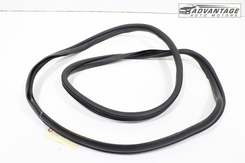 2025 KIA K4 CL4 SEDAN FRONT LEFT SIDE DOORWAY WEATHERSTRIP SEAL RUBBER OEM