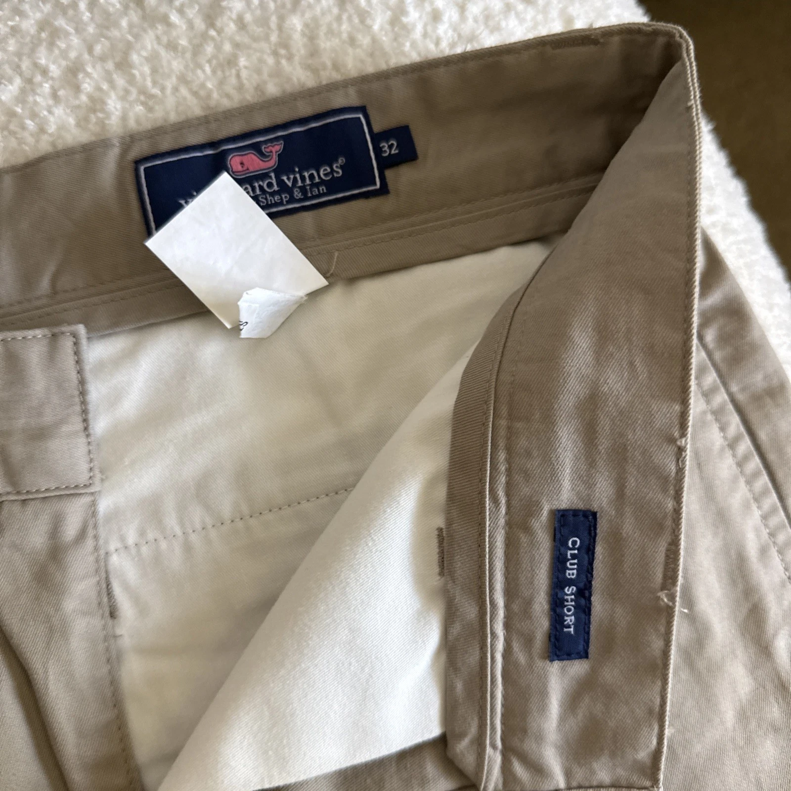 Vineyard Vines Khaki Men’s Shorts Thinner Cotton Poplin 32
