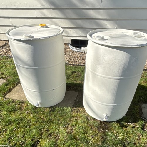 Set 2 White Barrels Rainwater with 2 Oatey Mystic diverters & 1 length of Hose