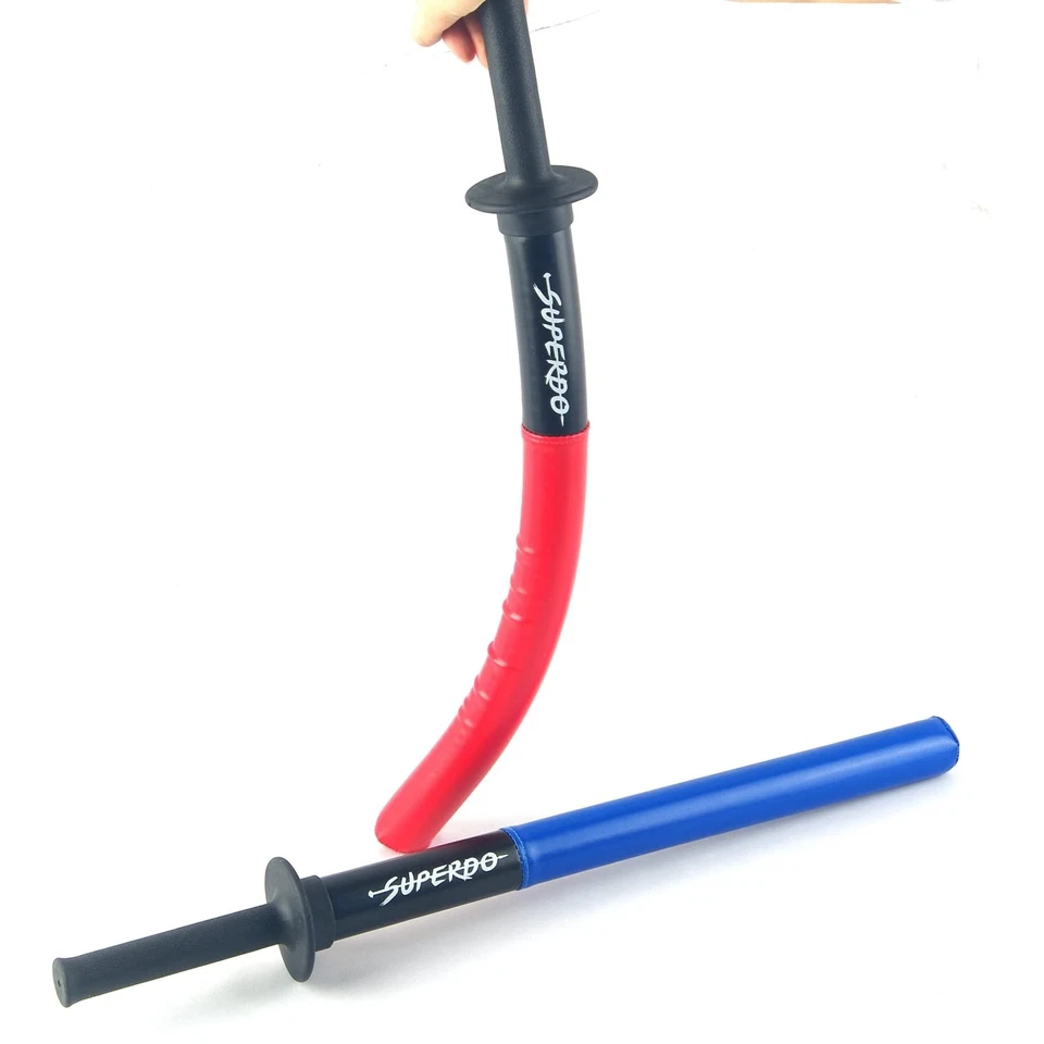 Juego de 2 espadas de espuma de 27,5 pulgadas en total (rojo y azul, 27) Foto 2 de 4