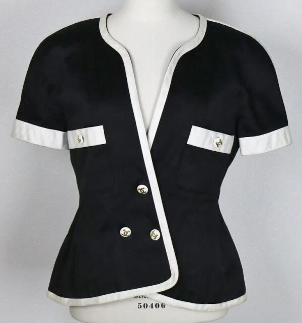 Giacca manica corta VINTAGE CHANEL bottoni cocco taglia 38