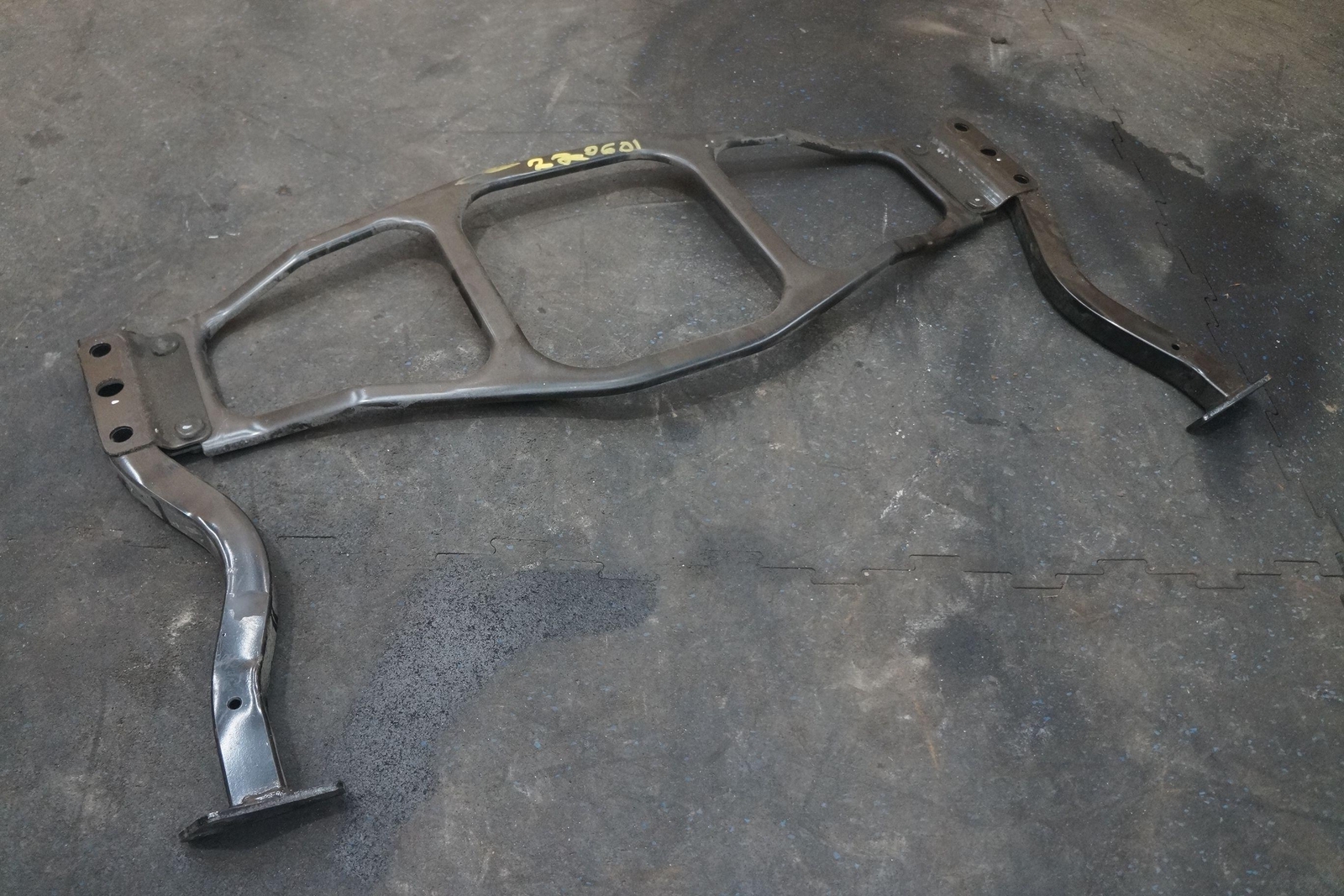 Front End Section Radiator Support Plate 3W0199053A Bentley Continental GTC 2016