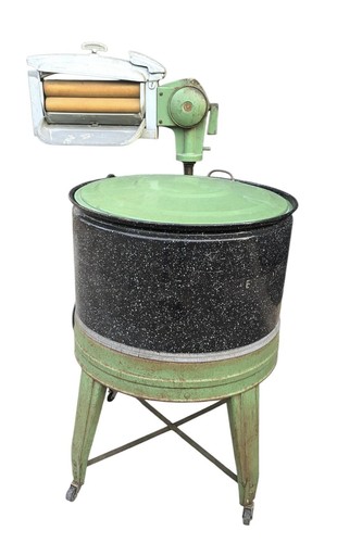 ANTIQUE WASHER MACHINE SUNLIGHT USA 1940