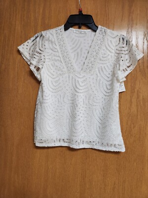 Bright White Short Sleeve Crochet Lace Top. NWT. XS. Juniors. Cute.