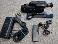 Sony Handycam CCD-FX411 Video8 8mm Camcorder bundle - for parts AS-IS