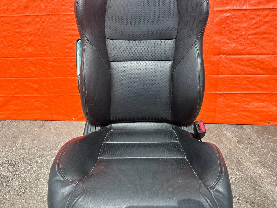 05-06 ACURA RSX - PASSENGER RIGHT - BLACK LEATHER SEAT - OEM FACTORY OE #29 - Image 4 of 4