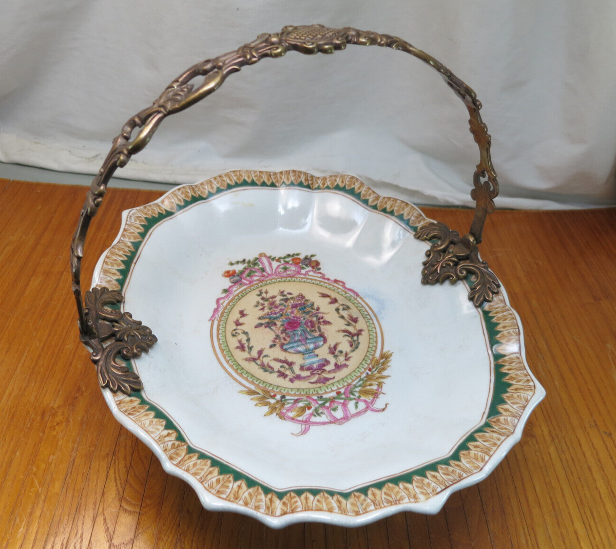 Rare Antique Wong Lee 1895 Porcelain Centerpiece Bowl w/ Bronze