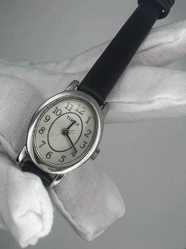 Vintage Ladies Timex Cavatina watch Silver Tone New Battery & New Strap