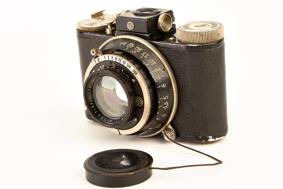 Cámara fotográfica Kodak Nagel Pupille 127 con filtros de lente de xenón 45 mm f/2 manual y estuche Foto 3 de 4