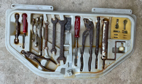 RARE BMW E23 LARGE Trunk Tool Kit complete RED Handles ALL OEM Heyco PROJECT - Picture 1 of 9