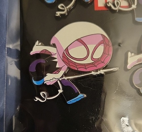 2018 SDCC Marvel Skottie Young Spider-Gwen Pin SPIDERMAN Ghost Spider