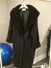 Amazing Coat Sale - Feminella for Holt Renfrew Made in England Cashmere Blend-42