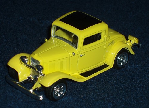 #53 DIECAST METAL MOTOR MAX "AMERICAN GRAFITTI" 1932 FORD COUPE 1/43 or O SCALE - 第 1/6 張圖片