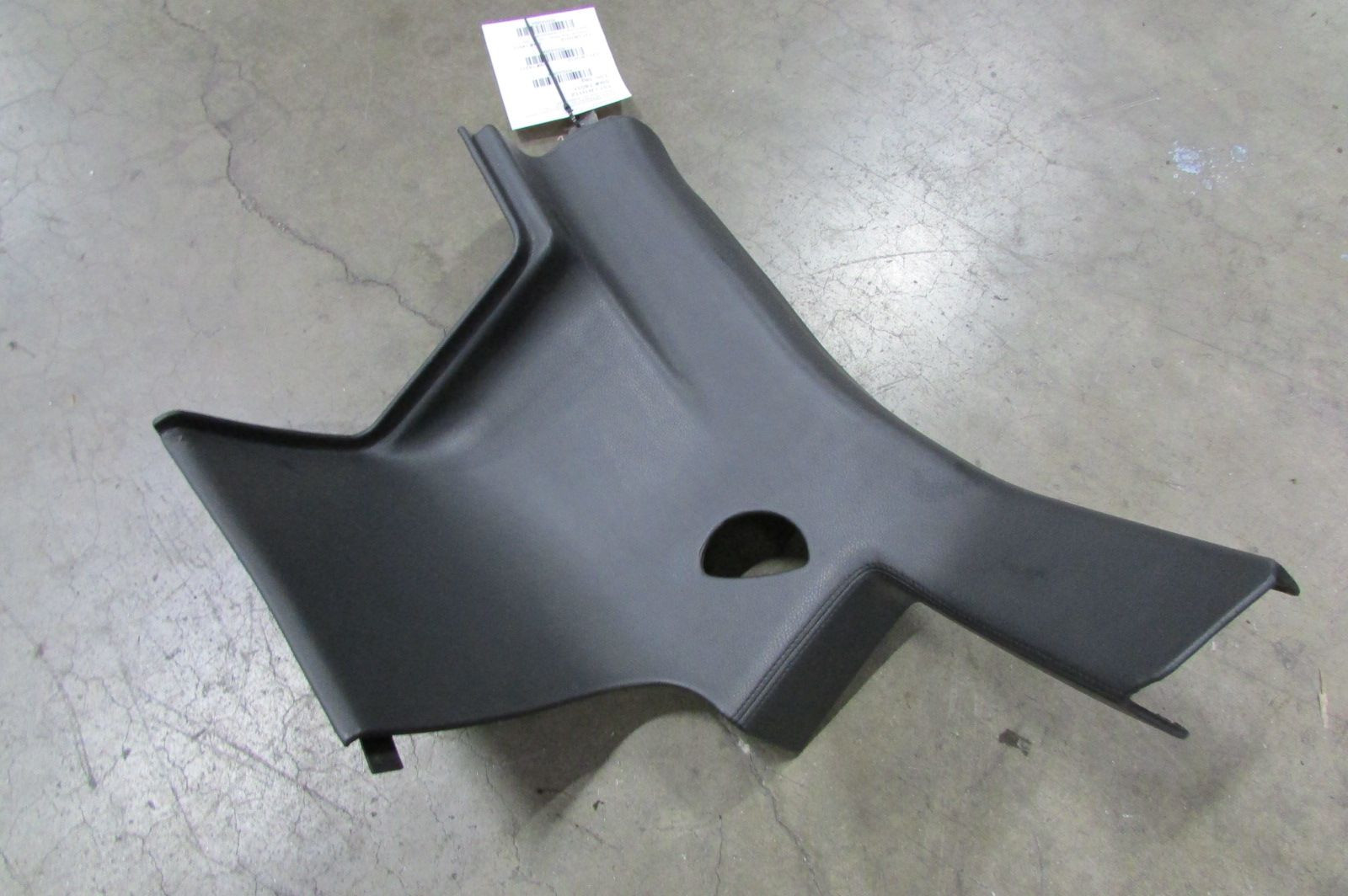 Lamborghini Gallardo LP560, LP550,  RH Upper B-Pillar Panel, Black, 408868418P