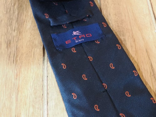 Cravatta in seta blu navy stravagante Etro Milano Made in Italy - Foto 2 di 2