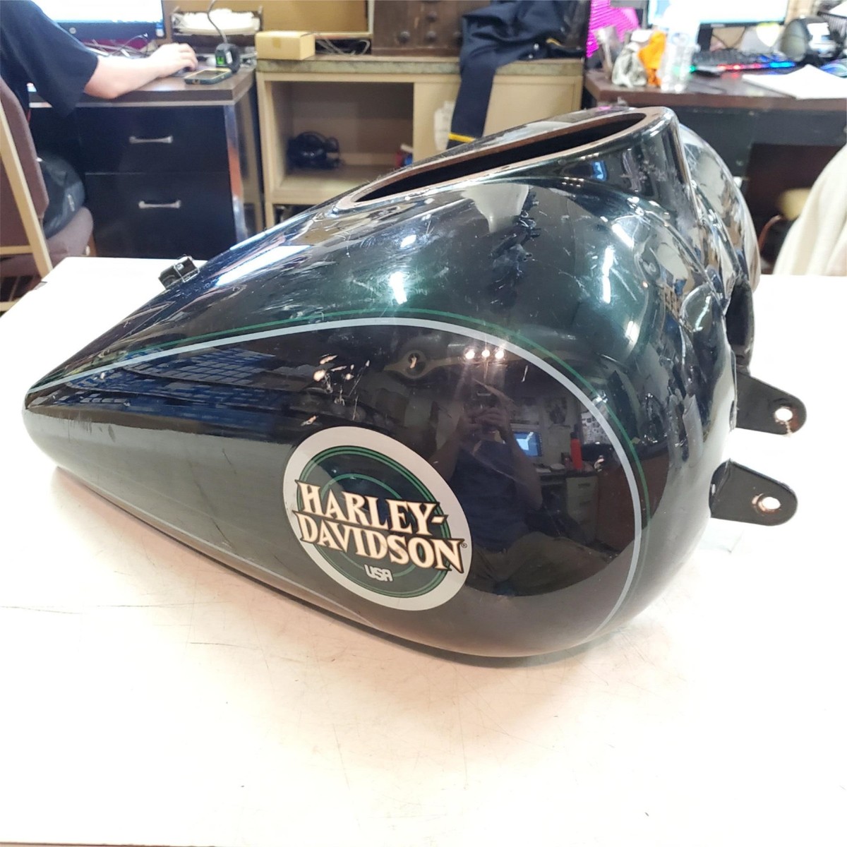 1998-1999 Harley-Davidson FLHTCUI Electra Ultra Road Gas Tank