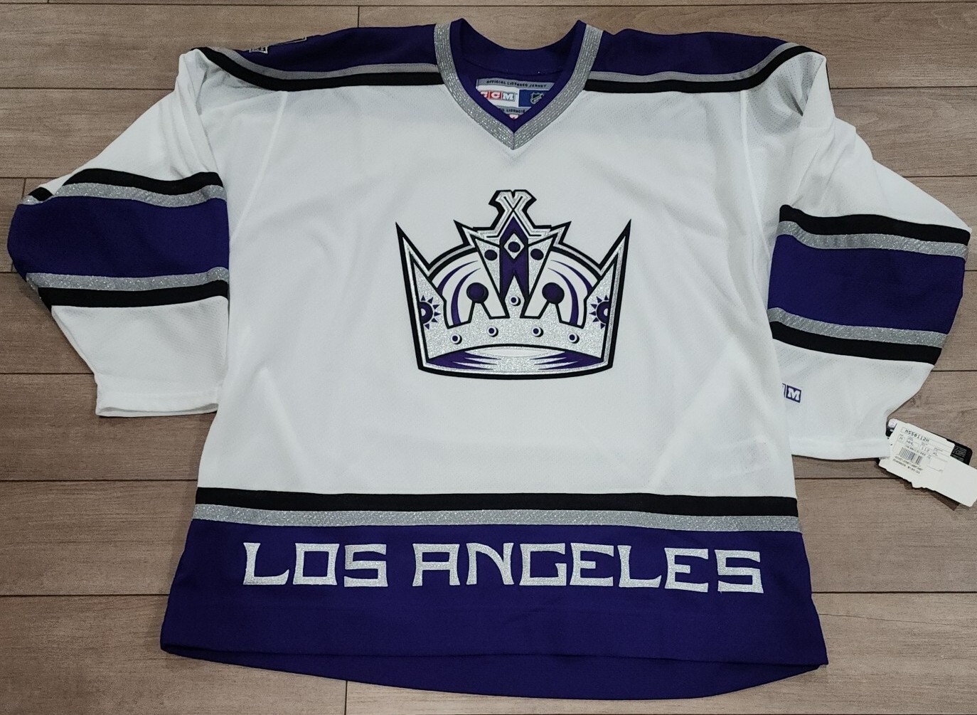 nos-rare-vintage-ccm-los-angeles-kings-nhl-size-xl-hockey-jersey-white