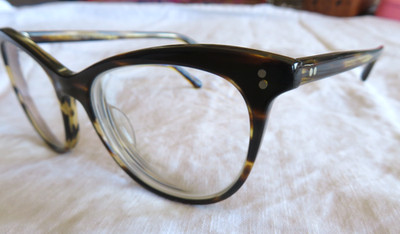 WOMAN'S OLIVER PEOPLES GLASSES FRAME