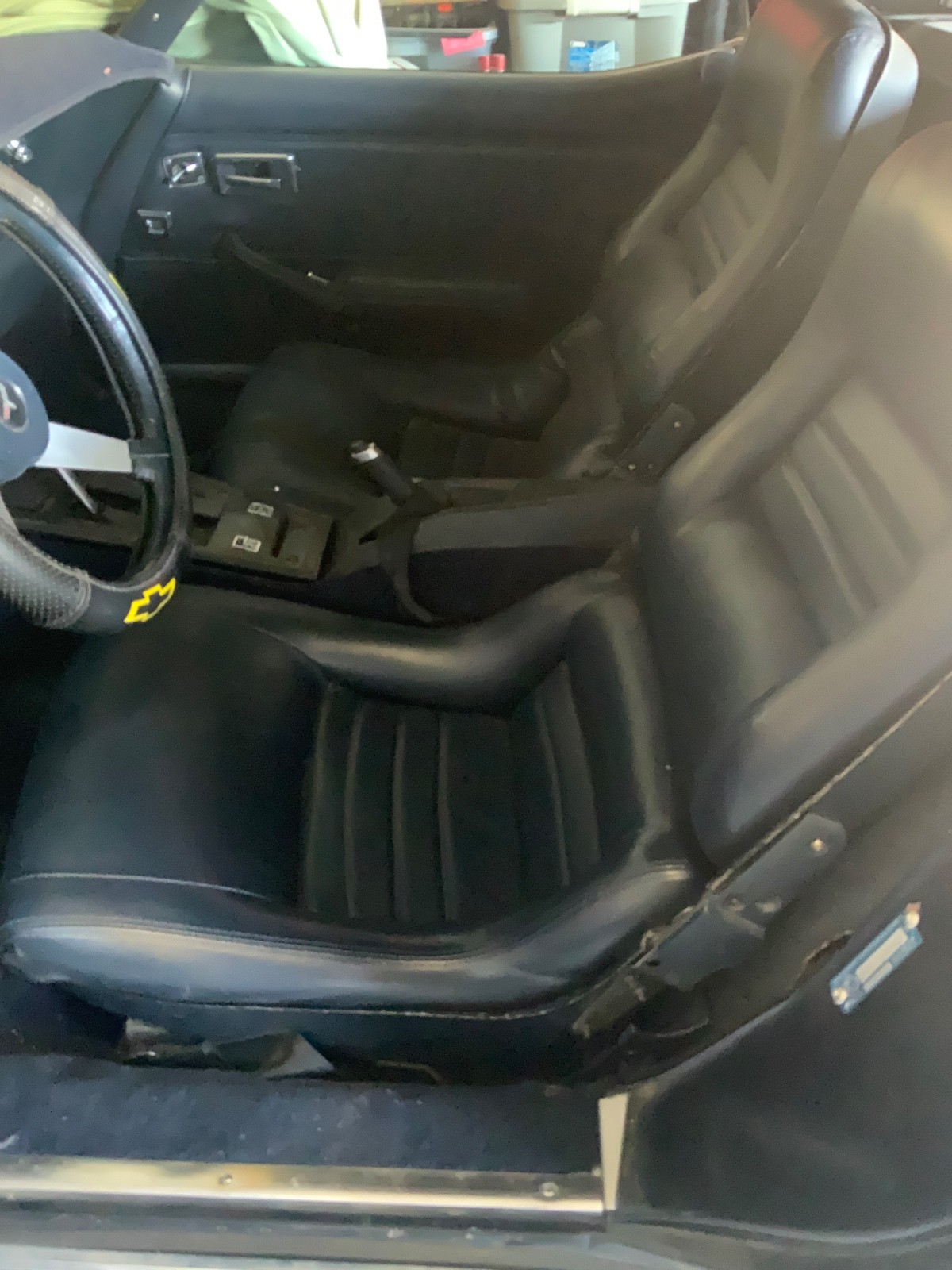 1981 dark blue Chevrolet Corvette   | C3 Corvette Photo 4