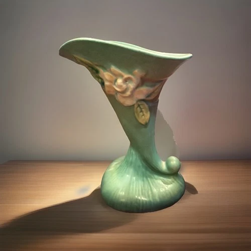 Vintage Roseville  Green Gardenia Cornucopia Vase USA 621-6” 1950’s Pottery