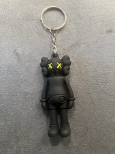 Kaws Keychain   3 Keychain Skull Figure Keyri...