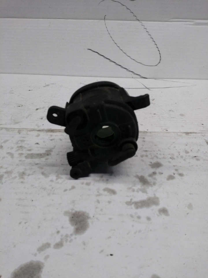 Luz de conducción usada se adapta a: Audi S5 2009 parachoques antiniebla montado grado A Foto 2 de 4