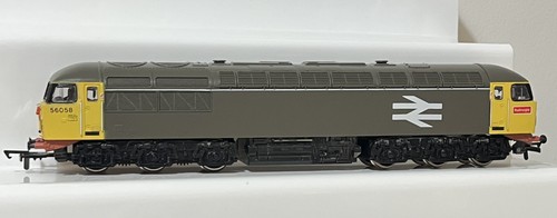 Dapol D14A-PO01 Class 56 56058 in Railfreight grauer Lackierung - großes Logo - boxed | Condition: Used