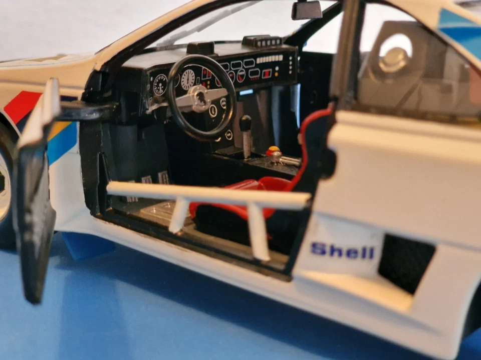 Burago 1:24 Peugeot 405 T16 Turbo Gran Raid Paris Dakar Tamiya Fujimi Solido - Immagine 4 di 4