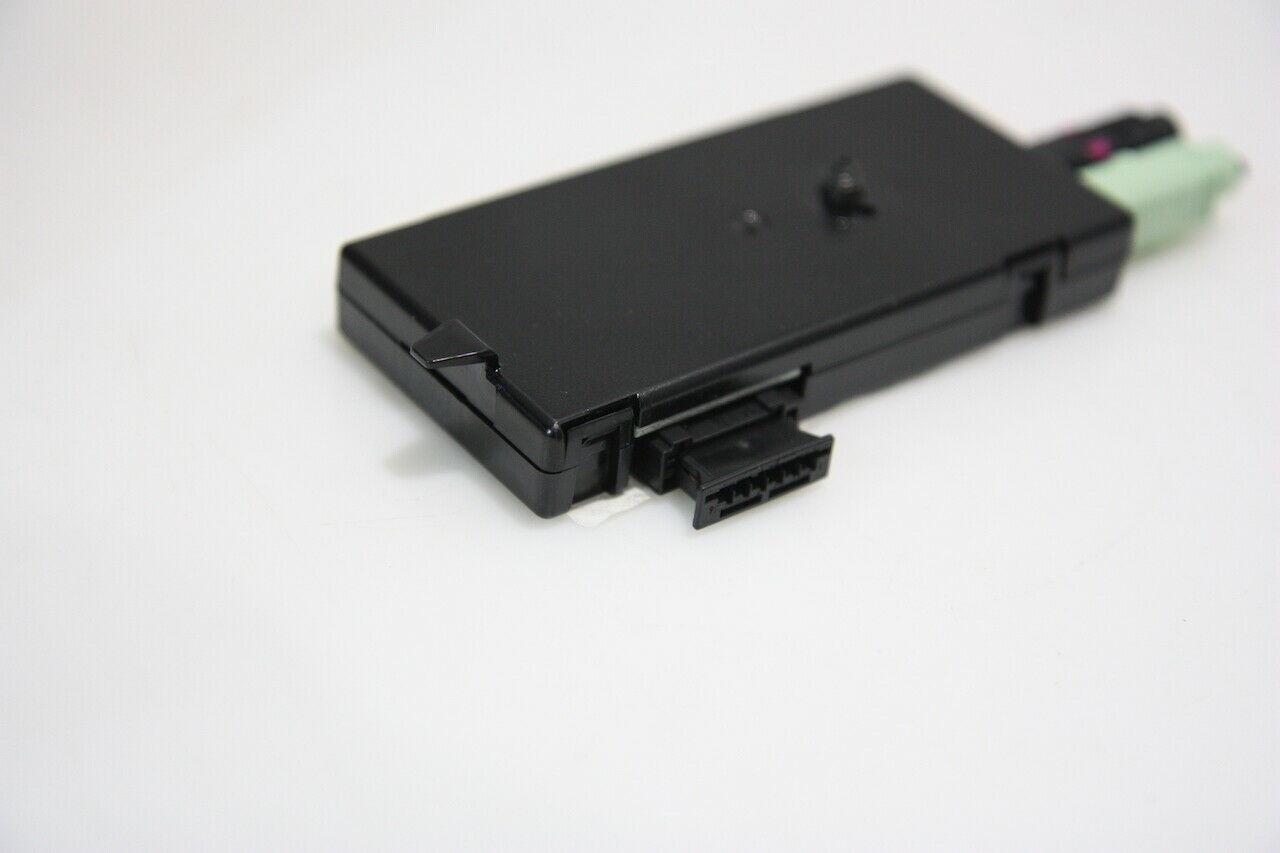 BMW oem Antenna amplifier Diversity 65209231175 2
